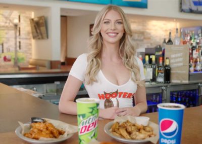 Hooters | Race Day
